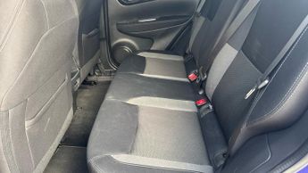 Nissan Qashqai 1.3 DIG-T N-Connecta SUV 5dr Petrol DCT Auto Euro 6 (s/s) (160 p