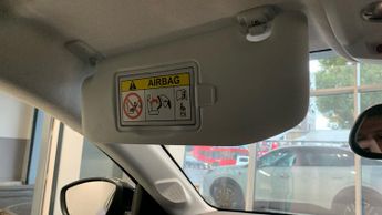 Peugeot 208 1.2 HYBRID Allure Hatchback 5dr Petrol Hybrid e-DSC6 Euro 6 (s/s