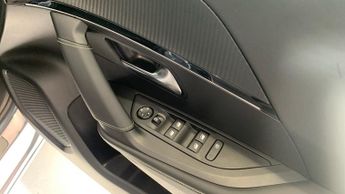 Peugeot 2008 1.2 HYBRID GT SUV 5dr Petrol Hybrid e-DSC6 Euro 6 (s/s) (136 ps)
