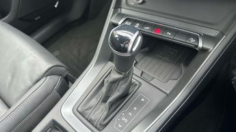 Audi Q3 1.4 TFSIe 45 S line SUV 5dr Petrol Plug-in Hybrid S Tronic Euro 