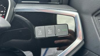 Audi Q3 1.4 TFSIe 45 S line SUV 5dr Petrol Plug-in Hybrid S Tronic Euro 