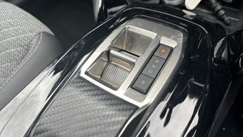 Peugeot 208 50kWh E-Style Hatchback 5dr Electric Auto (7.4kW Charger) (136 p