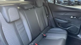 Peugeot 2008 1.2 PureTech Allure Premium SUV 5dr Petrol EAT Euro 6 (s/s) (130