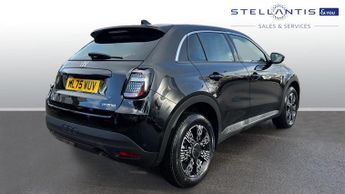 Fiat 600 1.2 MHEV SUV 5dr Petrol Hybrid e-DCT Euro 6 (s/s) (100 ps)