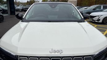 Jeep Avenger 54kWh e-Summit SUV 5dr Electric Auto (156 ps)