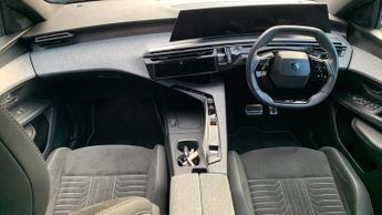 Peugeot 3008 SUV 1.2 HYBRID GT SUV 5dr Petrol Hybrid e-DSC6 Euro 6 (s/s) (136 ps)