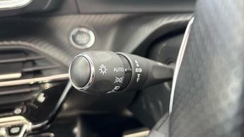 Peugeot 2008 1.2 PureTech GT Line SUV 5dr Petrol EAT Euro 6 (s/s) (130 ps)