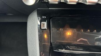 Peugeot 208 50kWh E-Style Hatchback 5dr Electric Auto (7.4kW Charger) (136 p