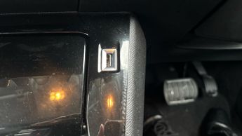 Peugeot 208 50kWh E-Style Hatchback 5dr Electric Auto (7.4kW Charger) (136 p