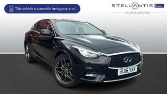 Infiniti Q30 2.2d Premium Hatchback 5dr Diesel DCT Euro 6 (s/s) (170 ps)