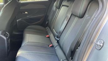 Peugeot 308 Sw 1.2 PureTech Allure Estate 5dr Petrol EAT Euro 6 (s/s) (130 ps)