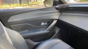 Peugeot 308 Sw 1.2 PureTech Allure Estate 5dr Petrol EAT Euro 6 (s/s) (130 ps)