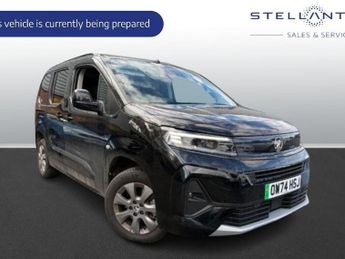 Vauxhall Combo Life Electric 52kWh Ultimate MPV 5dr Electric Auto (7.4kW Charger) (136 ps)