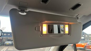 Vauxhall Combo Life Electric 52kWh Ultimate MPV 5dr Electric Auto (7.4kW Charger) (136 ps)