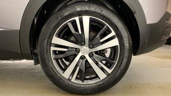 Peugeot 3008 SUV 1.2 PureTech GPF Allure SUV 5dr Petrol EAT Euro 6 (s/s) (130 ps)