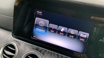 Mercedes-benz E Class 2.0 E220d AMG Line Saloon 4dr Diesel G-Tronic+ Euro 6 (s/s) (194