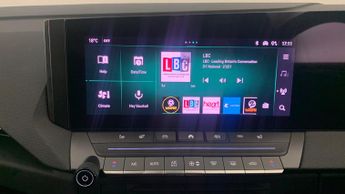 Vauxhall Astra Electric 54kWh Ultimate Hatchback 5dr Electric Auto (156 ps)