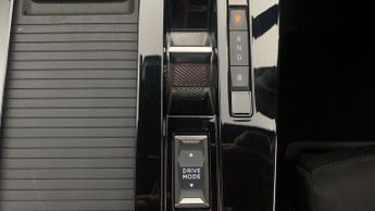 Vauxhall Astra Electric 54kWh Ultimate Hatchback 5dr Electric Auto (156 ps)