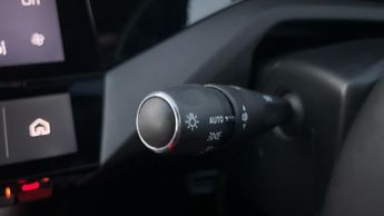 Peugeot 308 1.2 PureTech Allure Premium Hatchback 5dr Petrol EAT Euro 6 (s/s