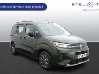 Vauxhall Combo Life Electric 52kWh Ultimate MPV 5dr Electric Auto (7.4kW Charger) (136 ps)