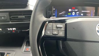 Vauxhall Combo Life Electric 52kWh Ultimate MPV 5dr Electric Auto (7.4kW Charger) (136 ps)