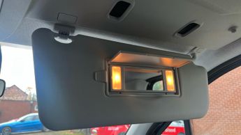 Vauxhall Combo Life Electric 52kWh Ultimate MPV 5dr Electric Auto (7.4kW Charger) (136 ps)