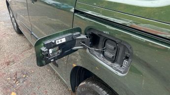 Vauxhall Combo Life Electric 52kWh Ultimate MPV 5dr Electric Auto (7.4kW Charger) (136 ps)