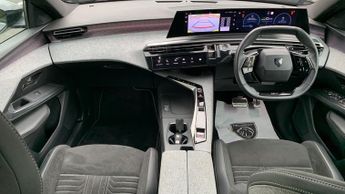 Peugeot 3008 73kWh GT SUV 5dr Electric Auto (210 ps)