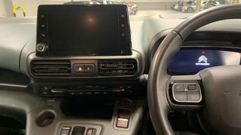 Citroen Berlingo 50kWh Flair XTR M MPV 5dr Electric Auto (7.4kW Charger) (136 ps)