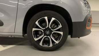 Citroen Berlingo 50kWh Flair XTR M MPV 5dr Electric Auto (7.4kW Charger) (136 ps)