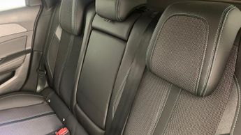 Peugeot 308 Sw 1.2 PureTech Allure Estate 5dr Petrol EAT Euro 6 (s/s) (130 ps)