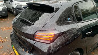 Peugeot 208 50kWh E-Style Hatchback 5dr Electric Auto (7.4kW Charger) (136 p