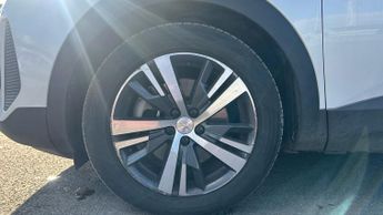 Peugeot 3008 SUV 1.6 12.4kWh Active Premium + SUV 5dr Petrol Plug-in Hybrid e-EAT