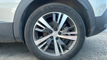 Peugeot 3008 SUV 1.6 12.4kWh Active Premium + SUV 5dr Petrol Plug-in Hybrid e-EAT