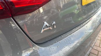 Audi A1 1.0 TFSI 30 S line Sportback 5dr Petrol S Tronic Euro 6 (s/s) (1