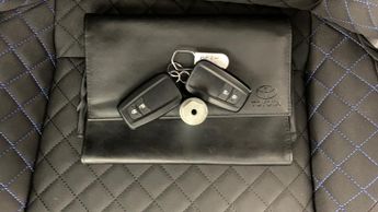 Toyota C-Hr 1.8 VVT-h Dynamic SUV 5dr Petrol Hybrid CVT Euro 6 (s/s) (122 ps