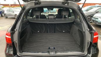 Mercedes-benz Glc 2.1 GLC220d AMG Line SUV 5dr Diesel G-Tronic 4MATIC Euro 6 (s/s)