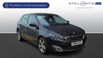 Peugeot 308 1.2 PureTech Allure Hatchback 5dr Petrol Manual Euro 6 (s/s) (11