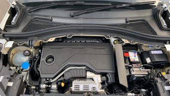 Vauxhall Frontera 1.2 MHEV Design SUV 5dr Petrol Hybrid e-DCT Euro 6 (s/s) (100 ps