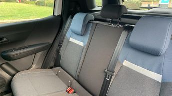 Vauxhall Frontera 1.2 MHEV Design SUV 5dr Petrol Hybrid e-DCT Euro 6 (s/s) (100 ps