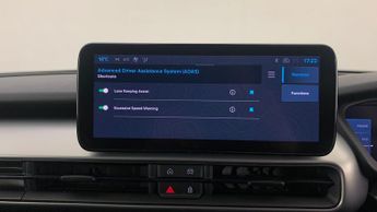 Jeep Avenger 54kWh Summit SUV 5dr Electric Auto (156 ps)