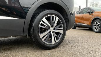 Peugeot 5008 1.2 HYBRID Allure Premium + SUV 5dr Petrol Hybrid e-DSC6 Euro 6 