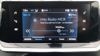 Peugeot 2008 1.2 PureTech Allure Premium SUV 5dr Petrol EAT Euro 6 (s/s) (130