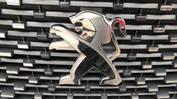 Peugeot 2008 1.2 PureTech Allure Premium SUV 5dr Petrol EAT Euro 6 (s/s) (130