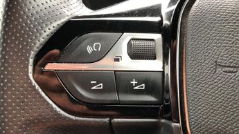 Peugeot 2008 50kWh GT SUV 5dr Electric Auto (7kW Charger) (136 ps)