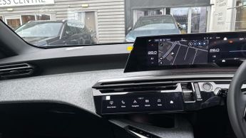 Peugeot 5008 1.2 HYBRID Allure SUV 5dr Petrol Hybrid e-DSC6 Euro 6 (s/s) (136