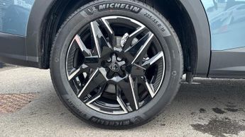 Peugeot 5008 1.2 HYBRID Allure SUV 5dr Petrol Hybrid e-DSC6 Euro 6 (s/s) (136