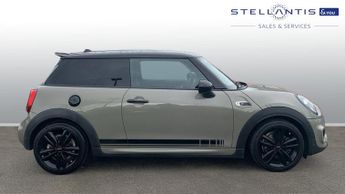 Mini Hatch 2.0 Cooper S Sport Hatchback 3dr Petrol Steptronic Euro 6 (s/s) 