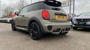 Mini Hatch 2.0 Cooper S Sport Hatchback 3dr Petrol Steptronic Euro 6 (s/s) 