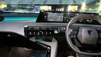 Peugeot 3008 SUV 1.2 HYBRID GT SUV 5dr Petrol Hybrid e-DSC6 Euro 6 (s/s) (136 ps)